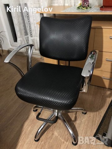 Висок клас фризьорски стол с висока крачна хидравлика, снимка 2 - Столове - 44354704