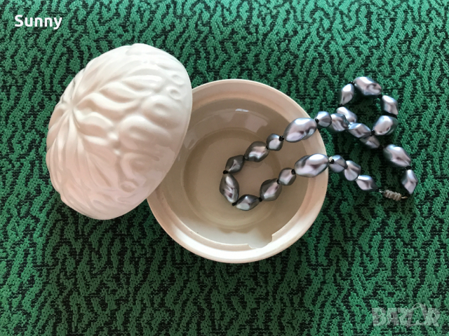 Ретро Порцеланова Кутия за Бижута Отличен подарък, снимка 2 - Подаръци за жени - 36250866