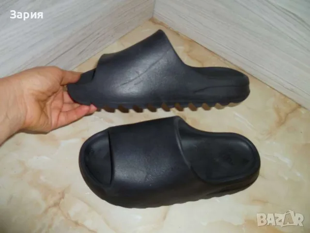 ADIDAS Yeezy чехли №39, снимка 2 - Чехли - 56363621