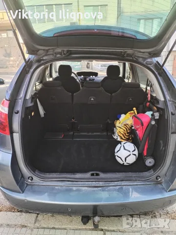 Продава се Citroen c4 , снимка 9 - Автомобили и джипове - 55902818