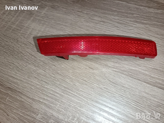 Светлоотразител заден десен в бронята за Алфа 147, снимка 6 - Части - 51738495