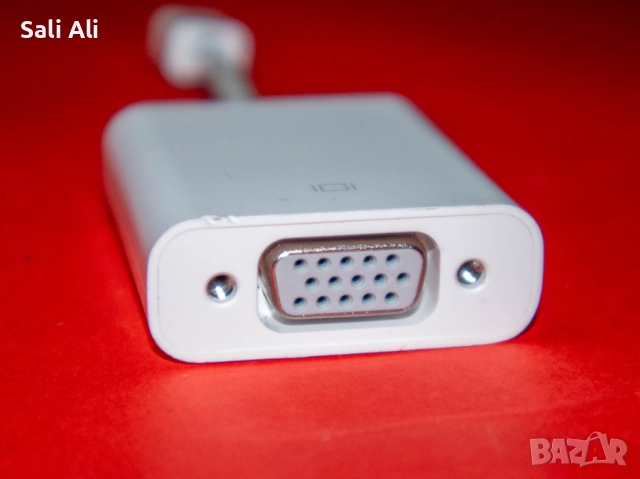 Mini DisplayPort (Thunderbolt) към VGA адаптер Apple A1307, снимка 2 - Кабели и адаптери - 51796225