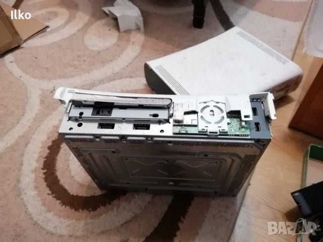 Конзола Xbox 360, снимка 3 - Xbox конзоли - 44444030