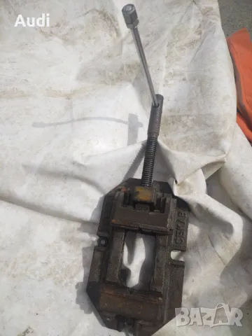 Голямо професионално шлосерско менгеме CEKABА Размери на челюстта Захват max. 100mm, снимка 2 - Менгемета - 49940231