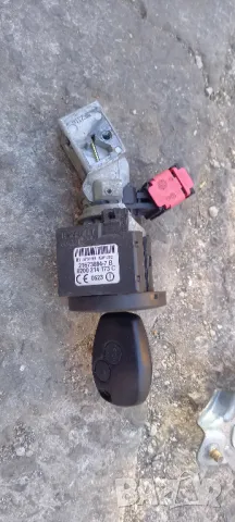 Контактен ключ Renault Modus / Clio III