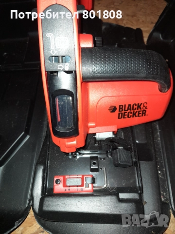 Ръчен циркуляр Black and Decker , снимка 2 - Други инструменти - 51915446