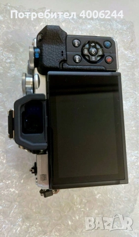 Фотоапарат Olympus E-M10 Mark IV , снимка 6 - Фотоапарати - 53737074