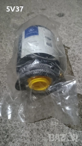 Оригинално лепило/уплътнител флакон Мерцедес за компресор за спукана гума, снимка 4 - Аксесоари и консумативи - 53359083