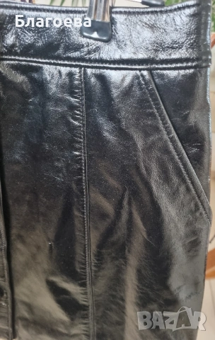 черна лачена къса кожена пола Coach, снимка 6 - Поли - 53632223