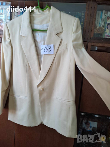 Бял дамски костюм № 103, снимка 4 - Костюми - 44530463