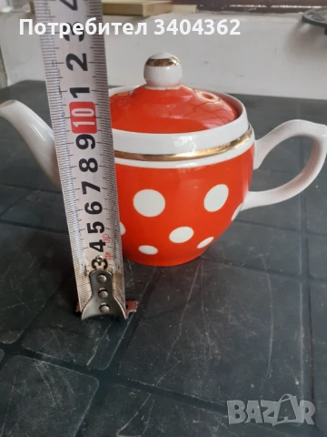 Чайник - руски порцелан с позлата, снимка 4 - Антикварни и старинни предмети - 50918489