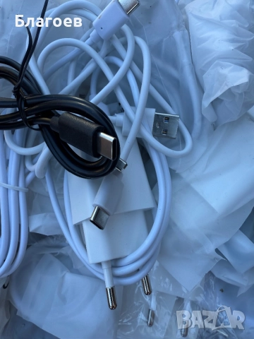 Зарядни/адаптери за мобилни телефони,часовници,блутут слушалки, снимка 3 - Оригинални зарядни - 52255496