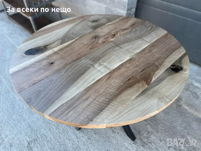 Трапезна маса изработена от ОРЕХОВА дървесина диаметър 120см. , снимка 4 - Маси - 49734636