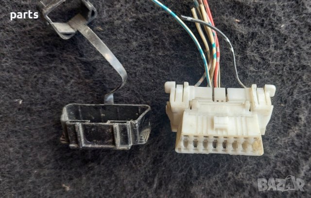 Букса Диагностика Лексус ИС200 N, снимка 3 - Части - 41949937