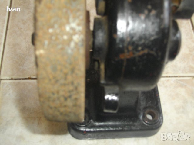 Масивен Ръчен Шмиргел-4,5кг-24см-ф125мм-Чугунена Основа-Старо Качество-Отличен, снимка 9 - Други инструменти - 40228777