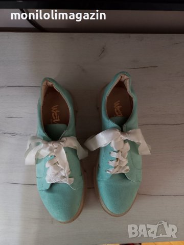 Нови обувки естествен набук в цвят мента, стелка 24,5см.