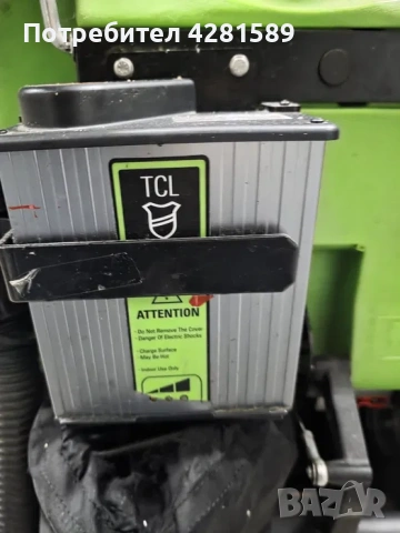 Професионална италианска почистваща машина за под IPC CT70 на батерии, снимка 5 - Други машини и части - 53654611