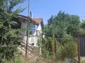 Продавам къща с двор, снимка 2