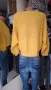 Пухкав и мекичък пуловер в жълт цвят, снимка 5