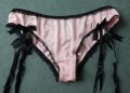 М розови сатенирани изрязани бикини/бразилиани с черни жартиери, снимка 1