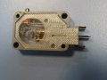 микро-изключвател VEB Robotron Auerbach microswitch C2 4A 220VAC, снимка 6