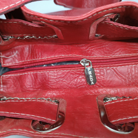 Червена дамска чанта , снимка 6 - Чанти - 44681661