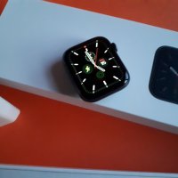 С гаранция Apple Watch 6 GPS 44 mm, снимка 3 - Смарт часовници - 39021115