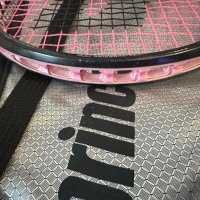 Професионална Тенис Ракета Prince 03 SPeed Port Pink 270 грама, 110 sq inches  С Чисто нов грип и ка, снимка 8 - Тенис - 44406475