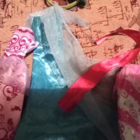 Барби роклички малка Барби и чанти, снимка 3 - Кукли - 42091045
