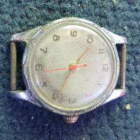 Руски часовник без марка, снимка 2 - Антикварни и старинни предмети - 44604482