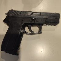 Sig Sauer SP2022, снимка 1 - Оборудване и аксесоари за оръжия - 44278675