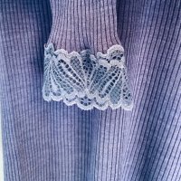 Скъпа нежна блуза меринос и коприна  Швейцария, снимка 5 - Блузи с дълъг ръкав и пуловери - 42507685