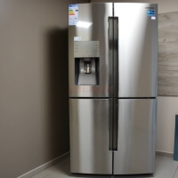Хладилник с фризер Samsung RS-67A8810S9/EF SbS Общ капацитет (л): 634 Последен продукт, снимка 17 - Хладилници - 36083108