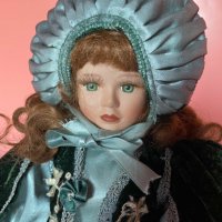 Порцеланова кукла със стойка , снимка 5 - Кукли - 39267921