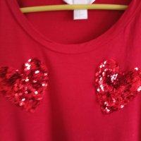 червена блуза със сърца паети, снимка 3 - Тениски - 35997145