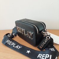 Replay дамска чанта стилна през рамо код 250, снимка 2 - Чанти - 40695643