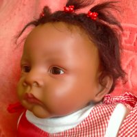 КОЛЕКЦИОНЕРСКА кукла Jasmin Jasmine Goes to Grandmas Waltraud Hanl Ashton Drake, снимка 5 - Колекции - 41601052