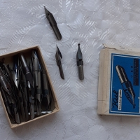 Кутия с пера писци за перодръжка писалка, снимка 7 - Антикварни и старинни предмети - 36097318