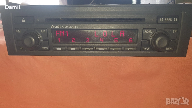 Audi CD радио с известен код, снимка 1