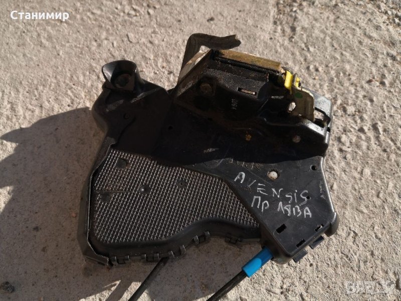 Брава пр. лява Тойота Авенсис 2003г, снимка 1