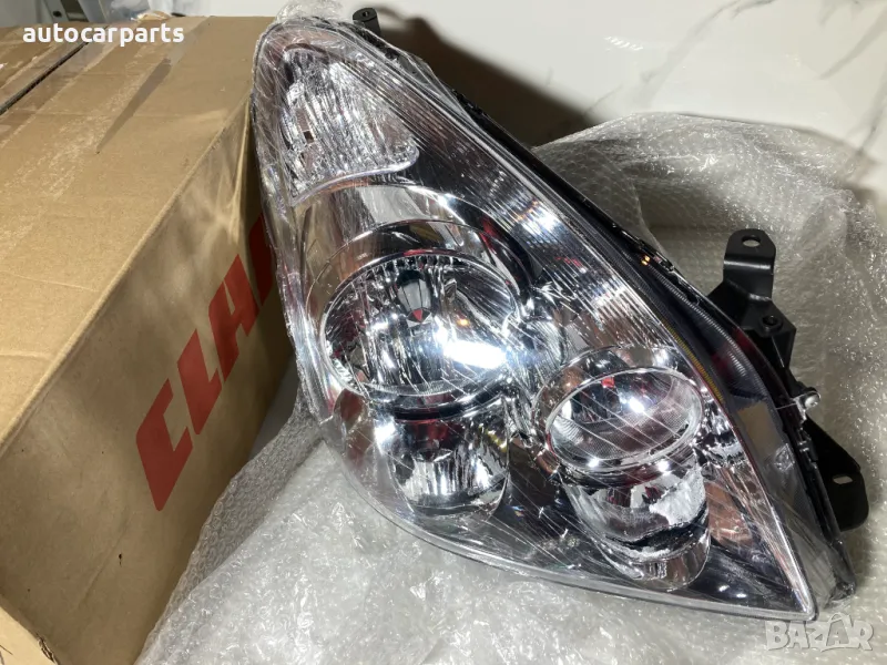 Нов фар за Тойота Корола Версо / TOYOTA Corolla Verso (AR10) 2004 - 2009 г., снимка 1