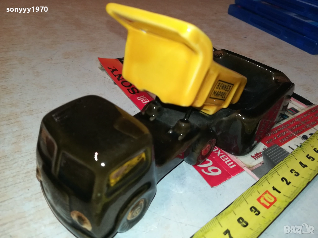 пепелник от франция 1212251717, снимка 1