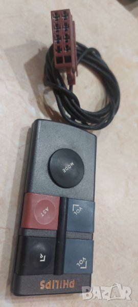 Дистанционно с кабел и с букса за авто CD за кола PHILIPS, снимка 1