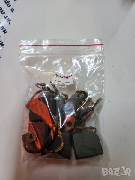 графитна четка за ел. двигатели  6 х 22 х 25  мм големи графитни четки, снимка 1