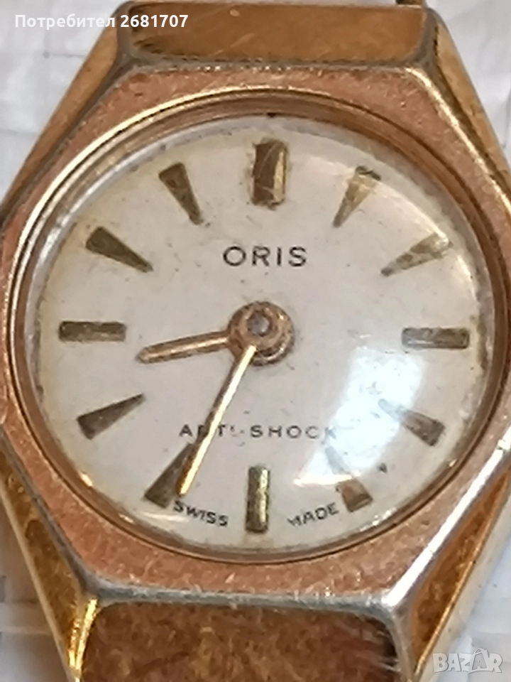 позлатен дамски часовник Oris, снимка 1