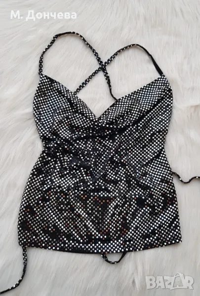 Дамски топ с паети и гол гръб, снимка 1