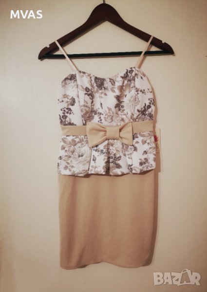 Нова къса бежова рокля с етикет XS, снимка 1