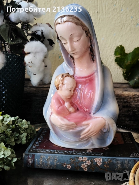 Порцеланова фигура Hertwig & Co, снимка 1