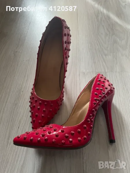 Секси обувки в червено, снимка 1