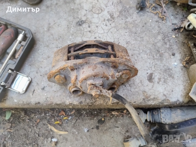 Спирачен Апарат Преден Десен За Опел Кадет Е 1.6Д 1986г / Opel Kadett E 1.6D 1986y